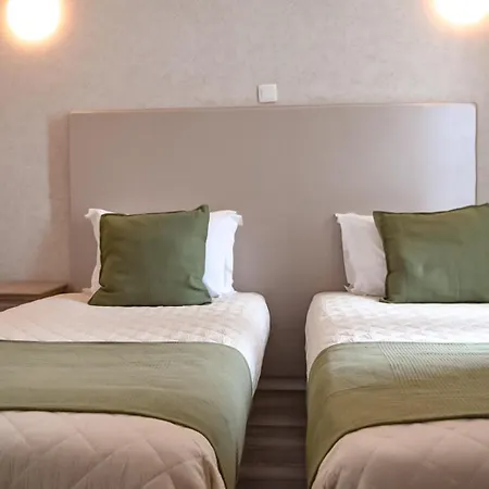 Residencia Maciel Nocleg ze śniadaniem