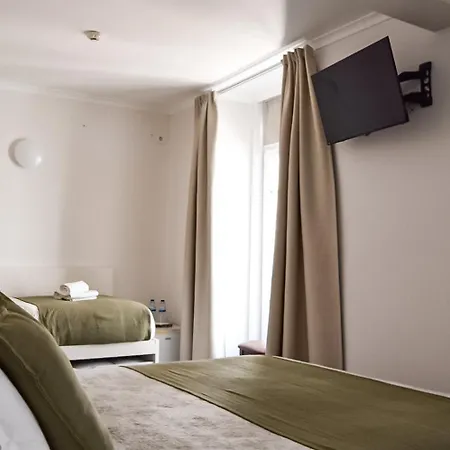 Residencia Maciel 3*