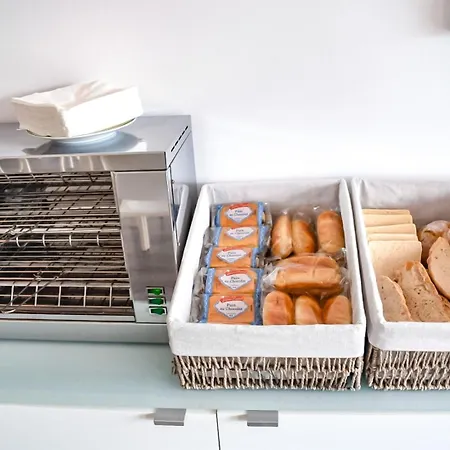 Residencia Maciel Nocleg ze śniadaniem