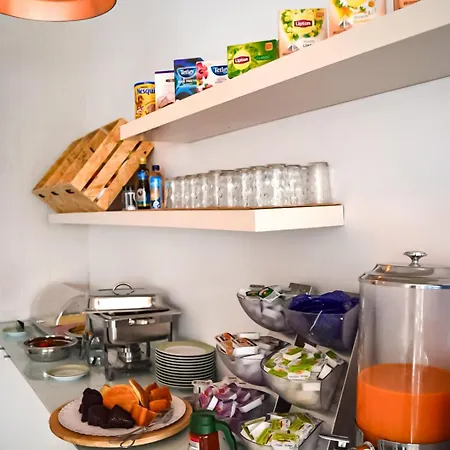 Nocleg ze śniadaniem Residencia Maciel Peniche