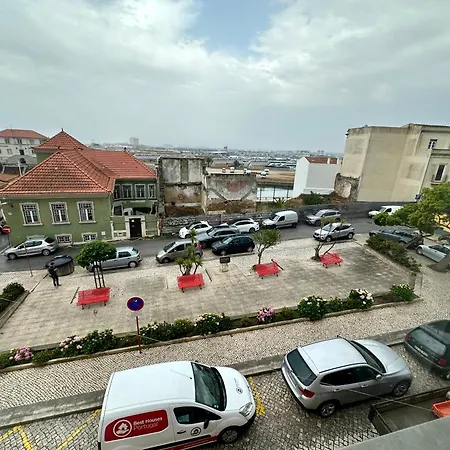 Bed & Breakfast Residencia Maciel Peniche