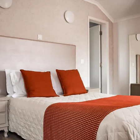 Residencia Maciel Panzió Peniche