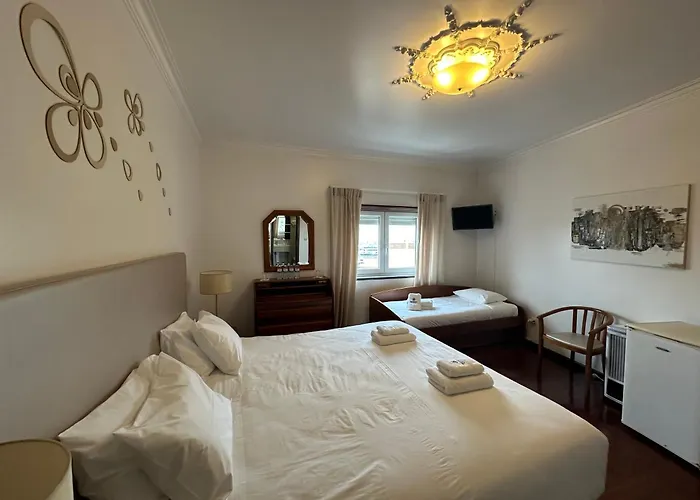 לינה וארוחת בוקר Residencia Maciel