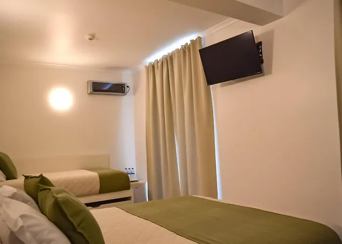 Residencia Maciel לינה וארוחת בוקר פניש