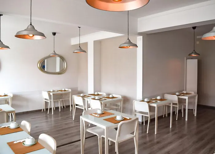 לינה וארוחת בוקר Residencia Maciel פניש